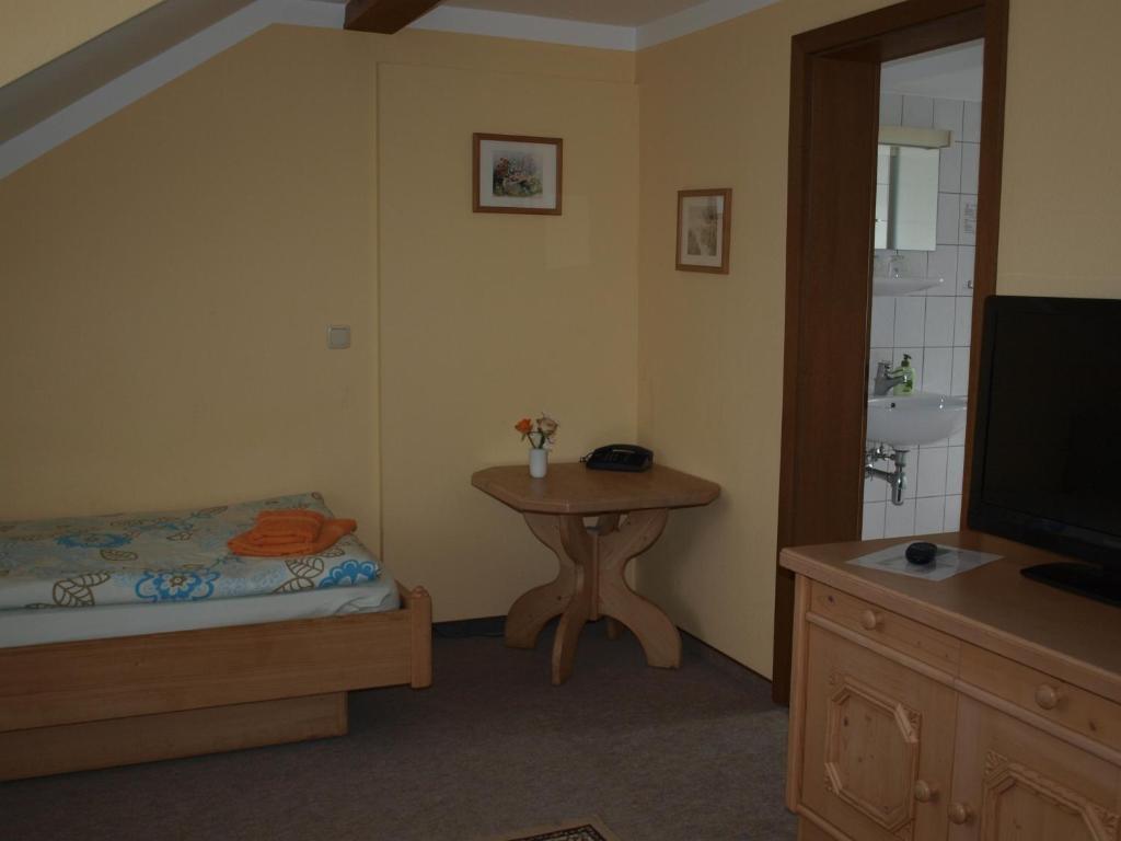 Gasthof Zur Schweiz Jena Room photo
